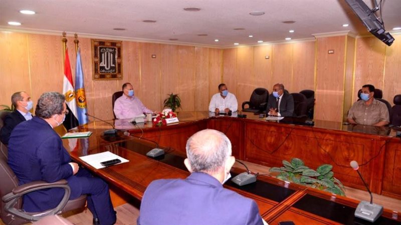 محافظ أسيوط يترأس