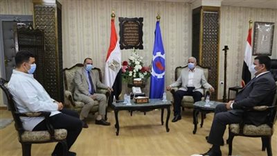 صقر يستقبل رئيس محكمة السويس