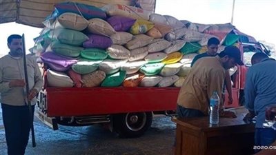 ضبط سيارة نقل محملة 20 طنا من القمح المخلوط بالإسكندرية