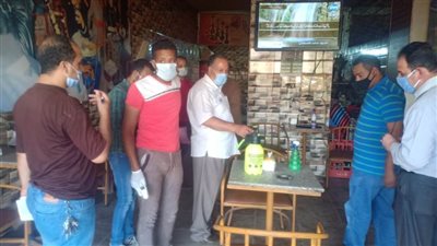 السكرتير المساعد بأسيوط يتابع تطبيق الإجراءات الاحترازية بأبو تيج وحي غرب