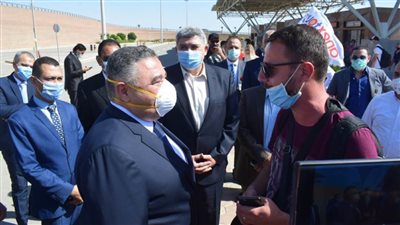 السياح لمحافظ البحر الأحمر: الإجراءات الوقائية عالمية ونشكر مصر