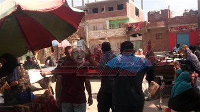 فض سوق للخضار من الباعة الجائلين بالخانكة 