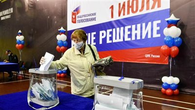 نتائج أولية: 73% من الروس صوتوا لبقاء بوتين في الحكم