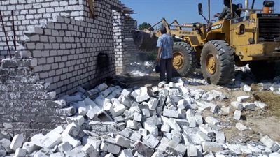 إزالة 6 حالات تعدٍ بالبحيرة