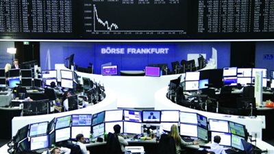 أسواق أوروبا تتراجع بعد يوم واحد من تسجيل أعلى مستوى في أسبوع