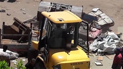 إزالة مخالفات سوق باب عمر باشا وسوق الجمعة غرب الإسكندرية