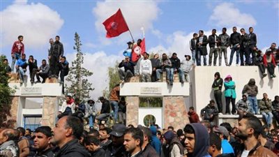 تونس.. إضراب عام في تطاوين للمطالبة بتنفيذ 