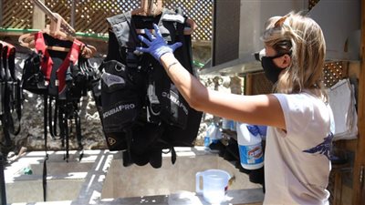 حصول 12 مركزا للغوص و5 يخوت سفاري على شهادة السلامة