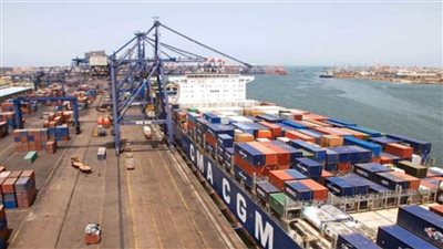 16 سفينة إجمالي الحركة بموانئ بورسعيد