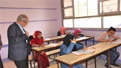 التعليم : 172 ألف طالب وطالبة يؤدون امتحانات الدبلومات الفنية العملية