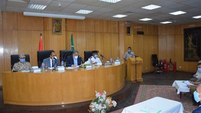 استرداد 3949 فدانًا واستقبال 12272 طلبًا لتقنين بالمنيا