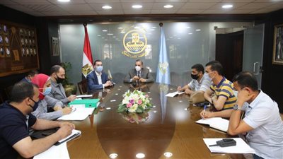 نورالدين يناقش استئناف تراخيص البناء في كفرالشيخ