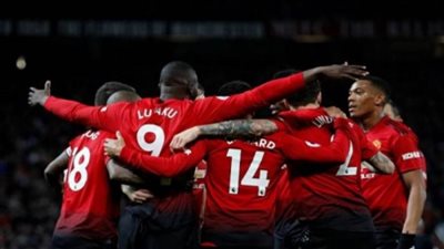 مانشستر يونايتد يفوز علي بورنموث 5-2 في الدوري الإنجليزي