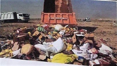 المرور على 605 منشآت غذائية وإعدام 1087 كجم أغذية غير صالحة بالبحيرة