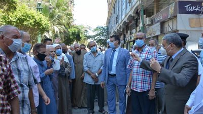 محافظ المنيا يوجه بتجهيز مكان بديل بجوار بنك ناصر لتقليل الزحام  على صرف المعاشات 