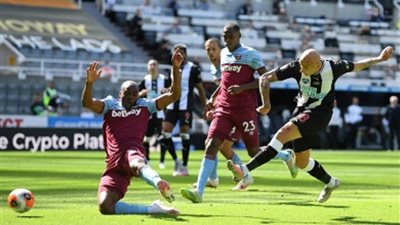 تعادل نيوكاسل مع وست هام يونايتد 2/2 في 