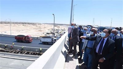 مدبولي يتفقد مشروع إنشاء 2500  وحدة لسكان العشوائيات بحدائق أكتوبر 