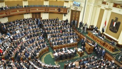البرلمان يوافق على مشروع قانون بشأن ترشيح ضباط القوات المسلحة