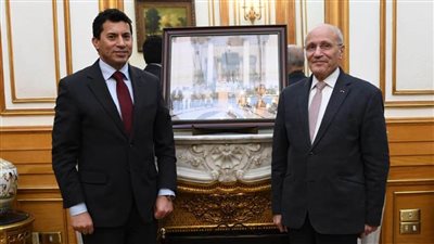 الشباب والرياضة تنعي الفريق العصار