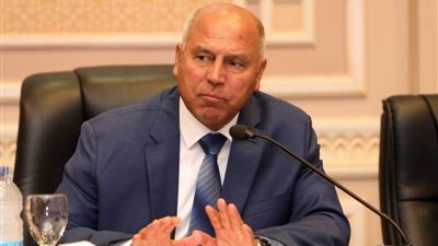 وزير النقل ينعي الفريق العصار .. ويؤكد : يظل اسمه محفورا في قلوبنا