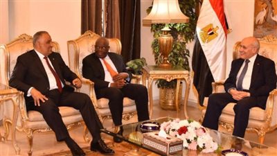 الرقابة الإدارية تنعي الفريق العصار