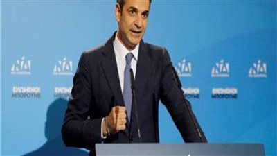 رئيس الوزراء اليوناني: خرجنا من جائحة كورونا 