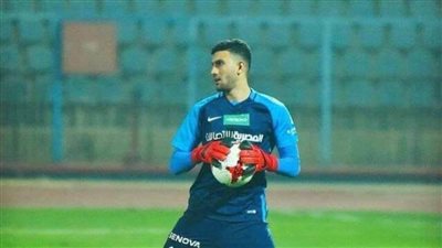 محمد عواد يجري مسحة كورونا في الزمالك