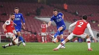 ليستر سيتي يتعادل أمام أرسنال.. وصراع الهدافين مستمر