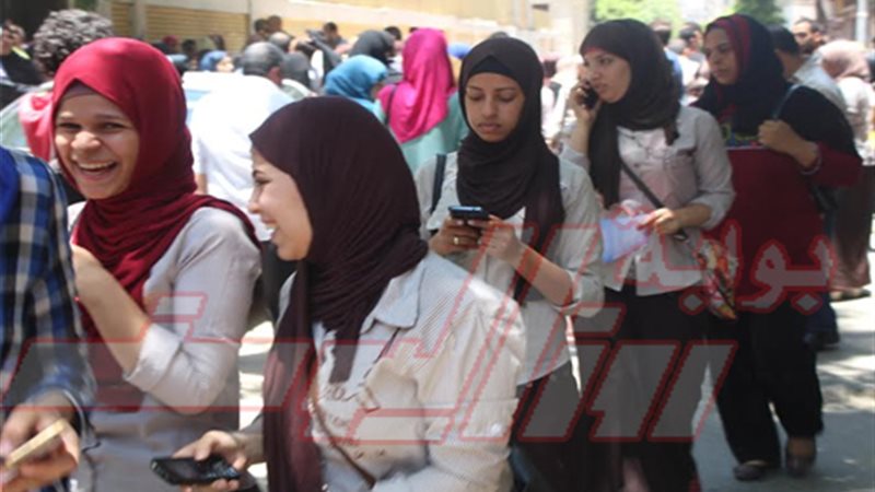 فرحة وزغاريد بين