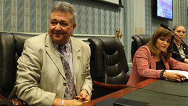 وكيل لجنة السياحة