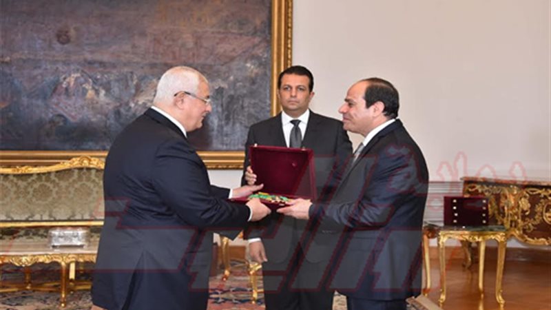 بالصور.. الرئيس السيسي