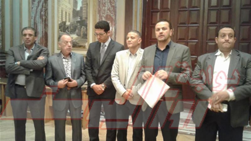 تكتل نواب 25- 30