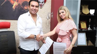 ياسمين الخطيب تتعاقد على أعمال فنية 