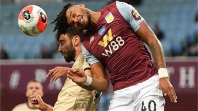 أستون فيلا «تريزيجيه» يسقط أمام مانشستر يونايتد بثلاثية نظيفة