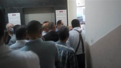 زحام في أول يوم لتلقي أوراق الراغبين في الترشح للشيوخ بالمنيا