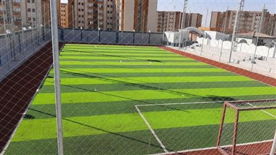 مركز شباب ومدرسة للمتفوقين بـ 