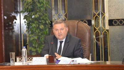 وزير قطاع الأعمال يوجه باستكمال جهود الإصلاح