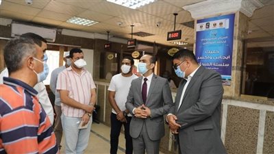 نائب محافظ سوهاج يتفقد المراكز التكنولوجية بحي شرق وأخميم