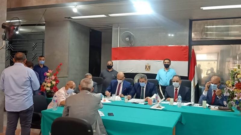 لجنة تلقي الطلبات