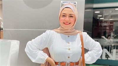 ملابس محتشمة وبسيطة.. تعرفي على آخر صيحات الموضة في فصل الصيف