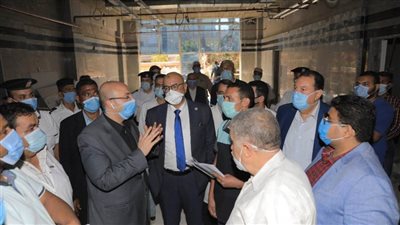 محافظ بني سويف يتفقد تطوير مستشفى أهناسيا المركزي