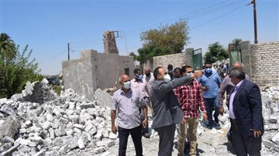 محافظ المنيا يحيل مسؤولى وحدة محلية وجمعية زراعية للتحقيق