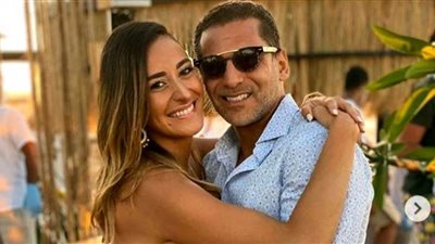 أحدث ظهور لأمينة خليل وخطيبها بالساحل الشمالي (صور)