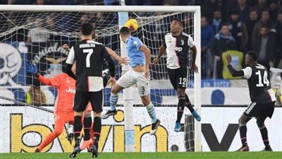 تعرف على القنوات الناقلة ومواعيد مباريات كرة القدم.. اليوم الاثنين