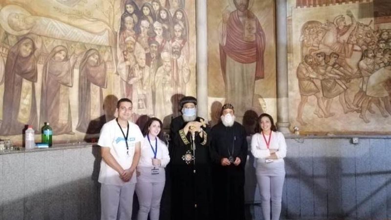 البابا تواضروس يتفقد