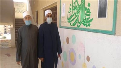 مدير عام المنطقة الأزهرية بشمال سيناء يؤكد انتظام امتحانات العلمى اليوم
