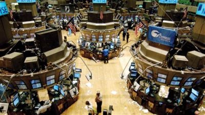 البورصة الأمريكية تتجه للتراجع تحت ضغط تصاعد التوتر بين واشنطن وبكين