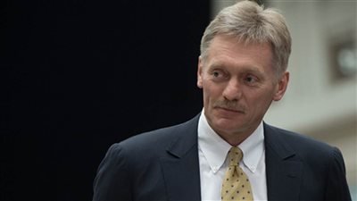 الكرملين يصف اعتداء الشرطة الأمريكية على صحفيين روس بالعمل الشائن