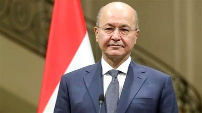 رئيس العراق يستقبل السفير المصري ببغداد 