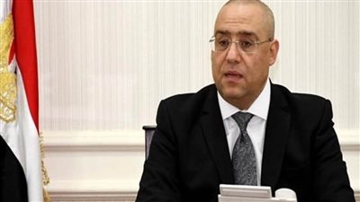وزير الإسكان: صب الخوازيق لإنشاء 5 أبراج جديدة بالعلمين